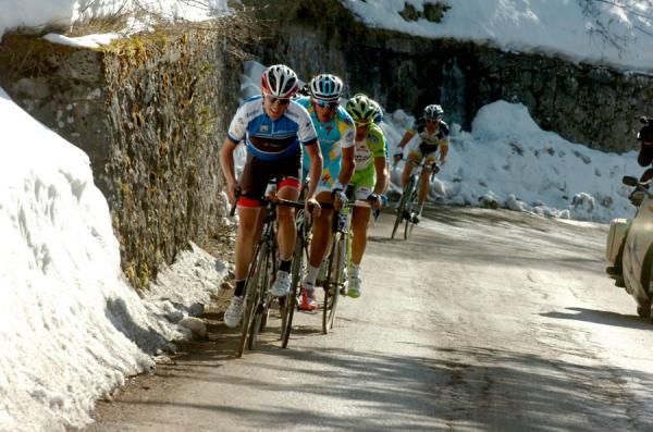 Horner said after the stage that parts of the road had sections of black ice, making traction difficult and out-of-the-saddle efforts risky.