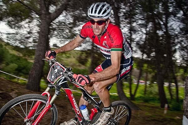 Sid Taberlay (Sho-Air/Specialized) attacks on the last time up the climb to finish second