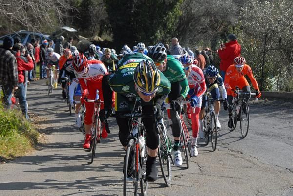 Aidis Kruopis (Landbouwkrediet) gives it his all on the KOM ascent.