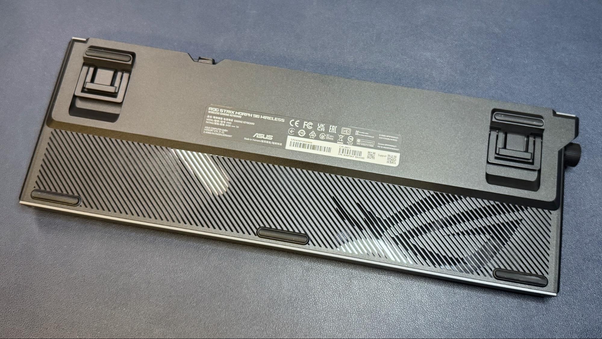 Asus ROG Strix Morph 96 Wireless