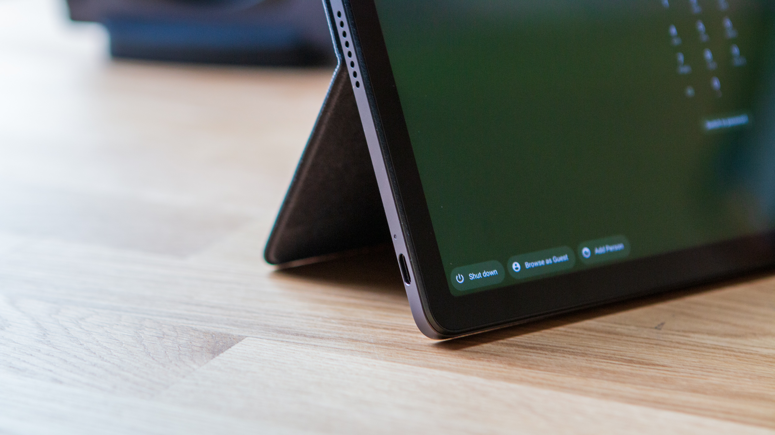 Lenovo Chromebook Duet 3 left USB-C port