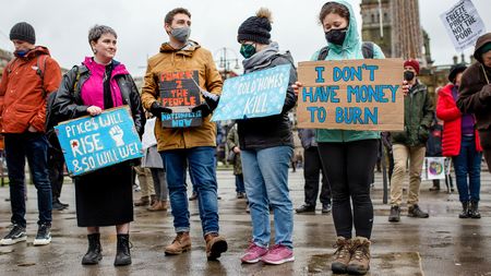 People protesting against price rises 