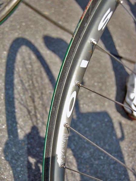 Surprise, surprise: Rabobank will use traditional aluminum box-section tubular rims for Paris-Roubaix.