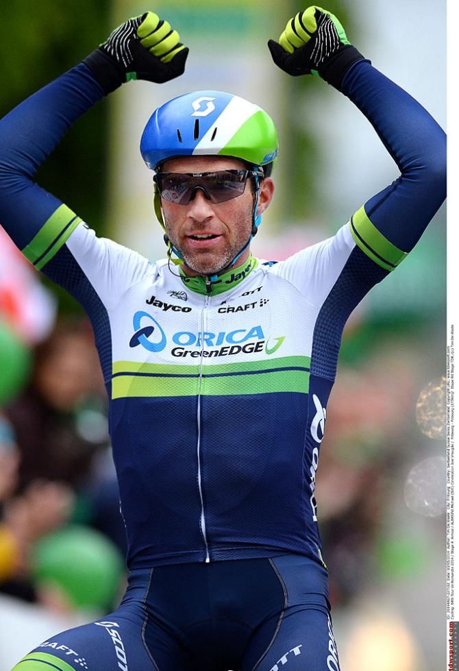 Michael Albasini (Orica-GreenEdge) celebrates his win