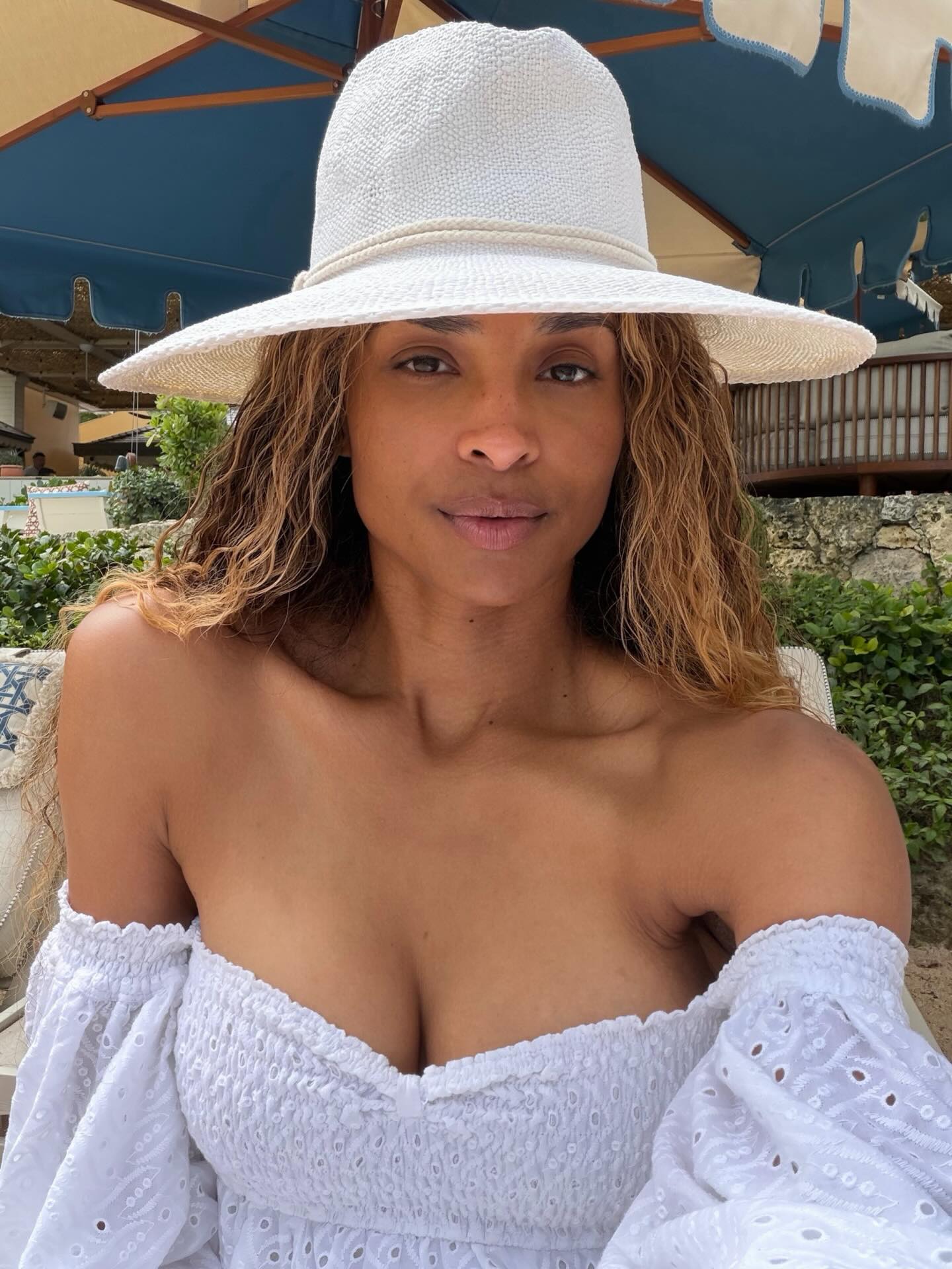 Sunrise blonde ciara.