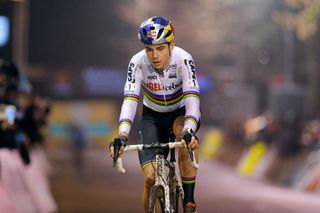 Van Aert's trip to Brittany pays off 