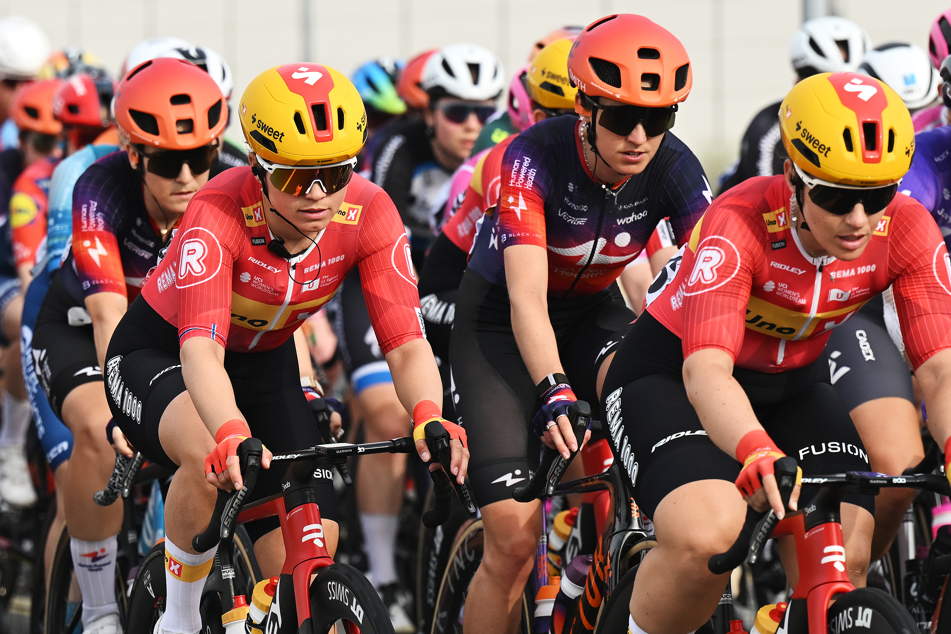 Uno-X Mobility and Human Powered Health at the UAE Tour