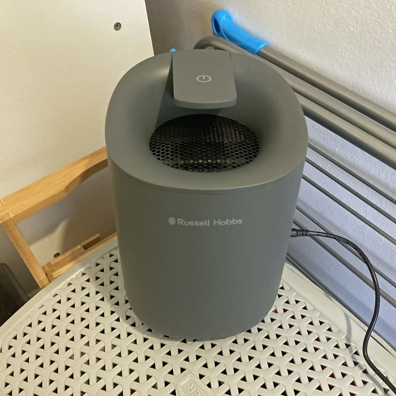 Russell Hobbs RHDH1061 Portable Dehumidifier
