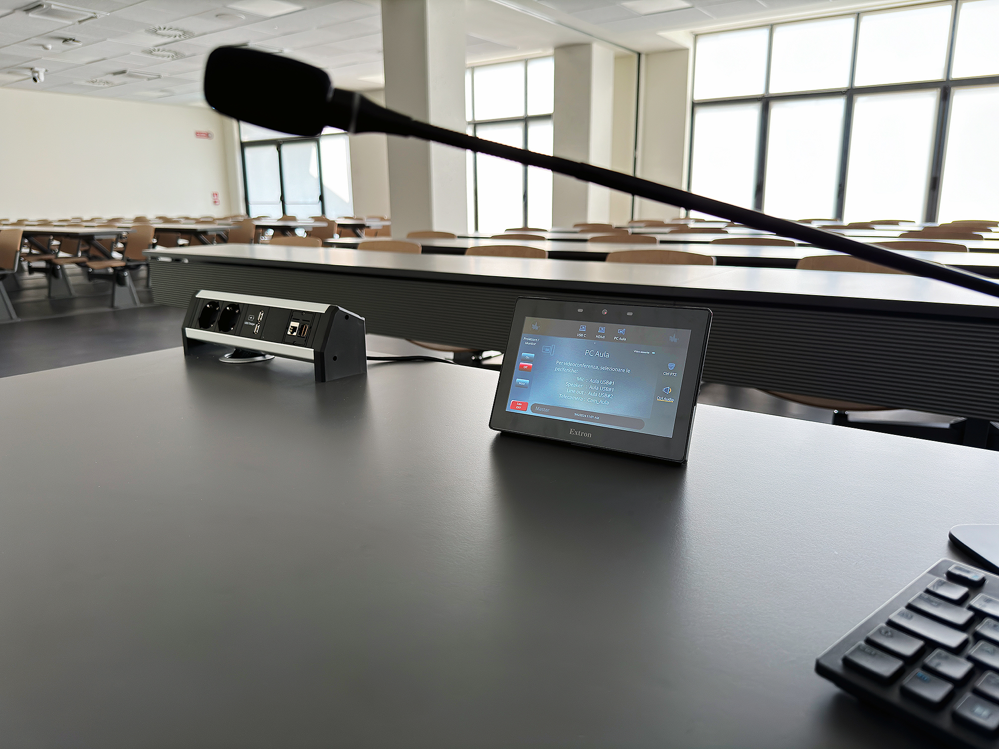 Extron solutions at work in meeting spaces.
