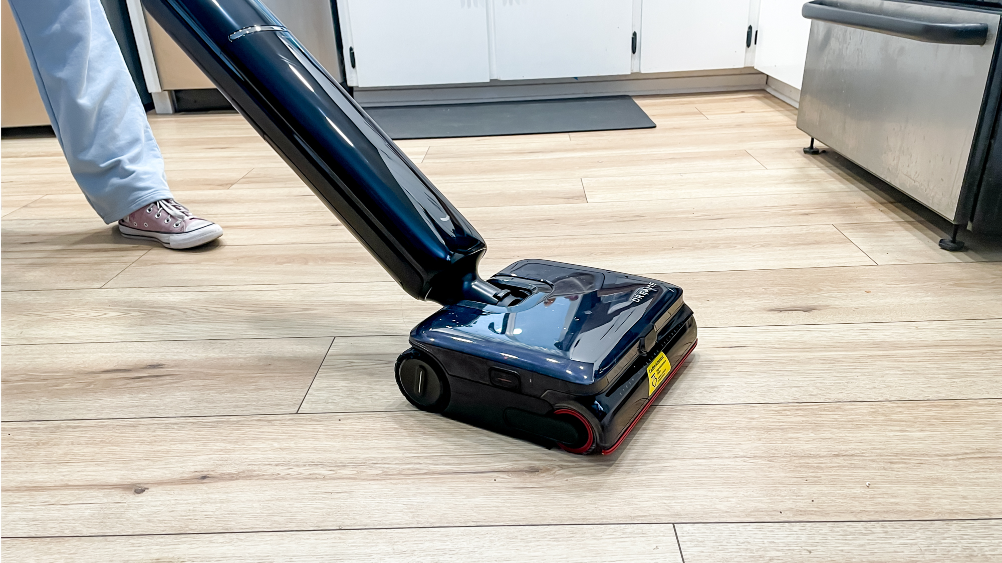 Dreame Aero Pro Steam wet and dry vacuum in a kitchen