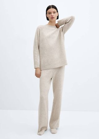Oversize Knit Sweater - Women