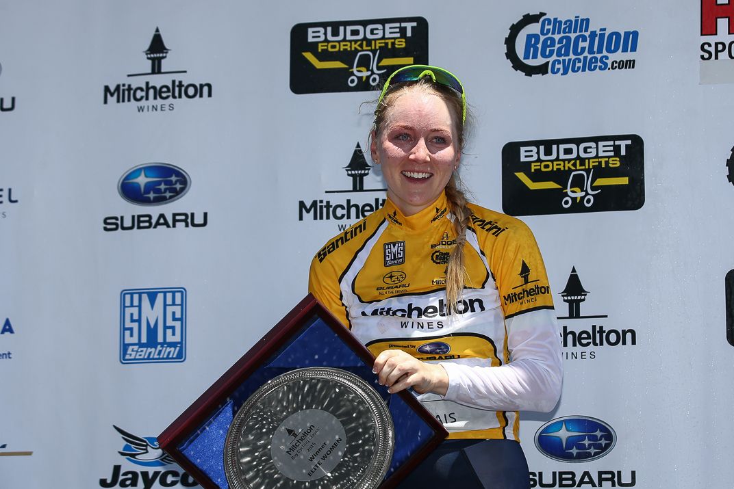 2016 overall winner Gracie Elvin (Orica-AIS)