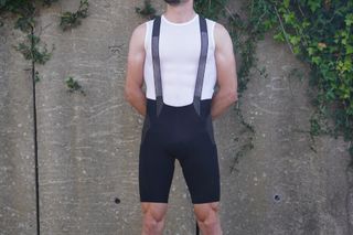 Male cyclist wearing Castelli Free Unlimited Bib Shorts for gravel cycling