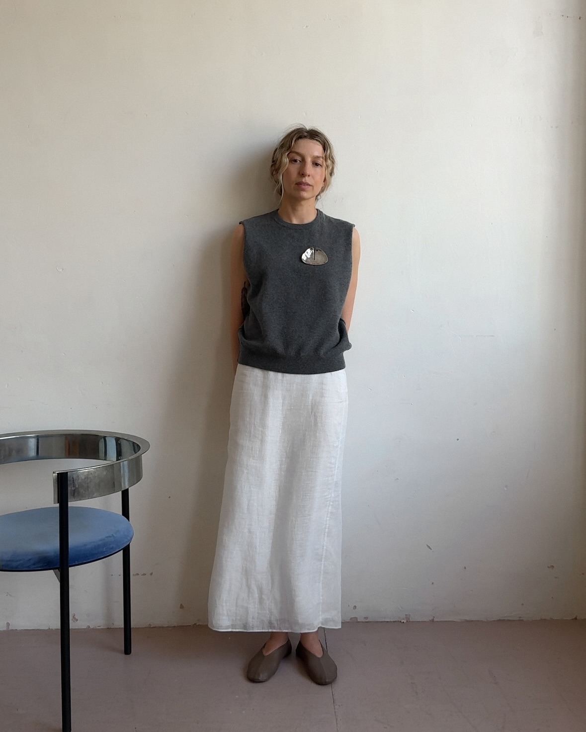 @brittanybathgate wearing the brooch jewelry trend 2026