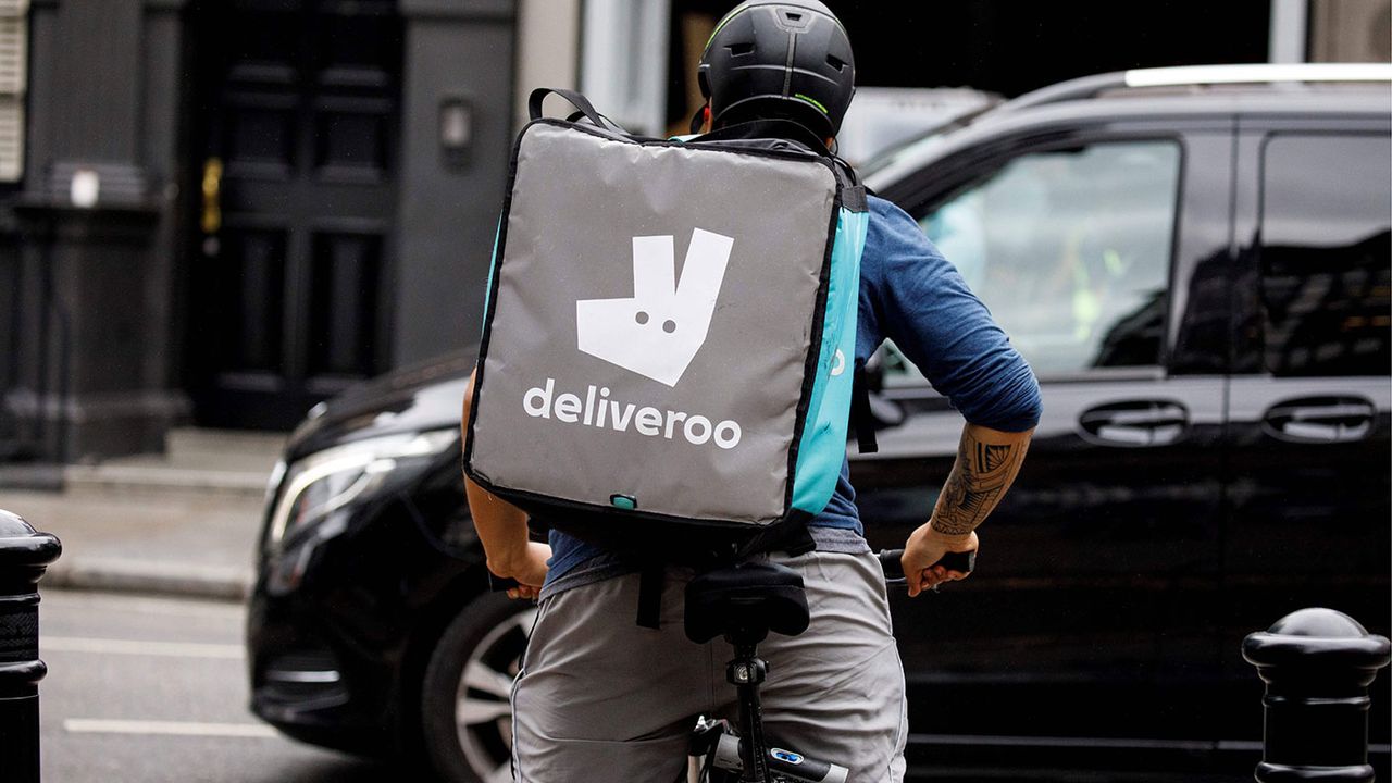 Deliveroo rider