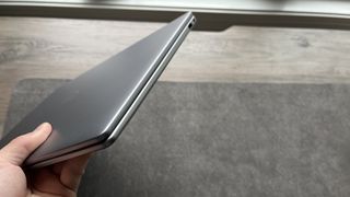 Dell Inspiron 14 Plus 7441 right ports