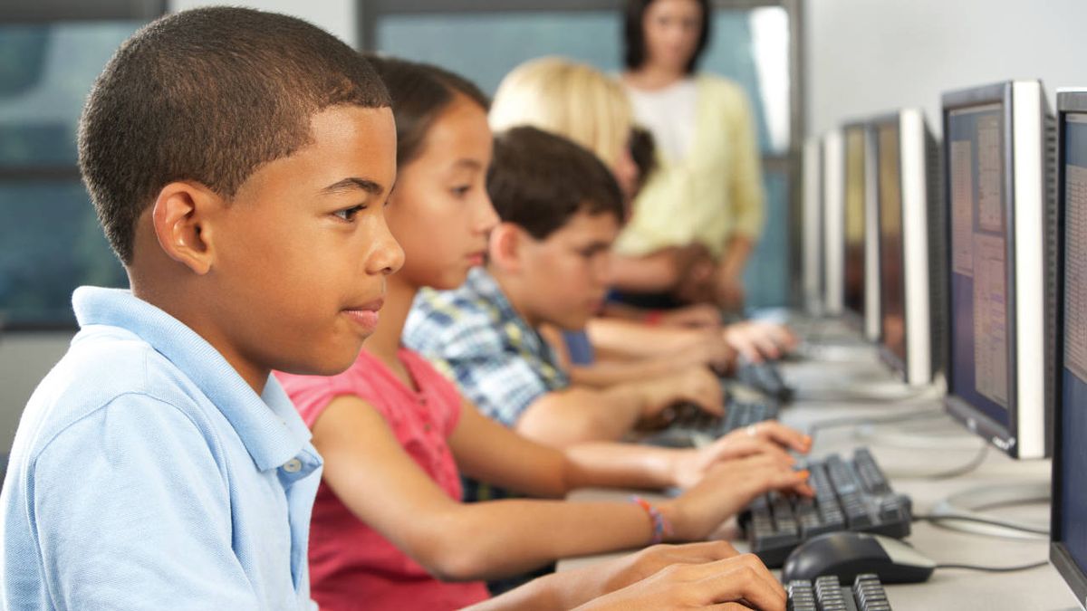 60+ STEM Resources for Teaching Children with Technology