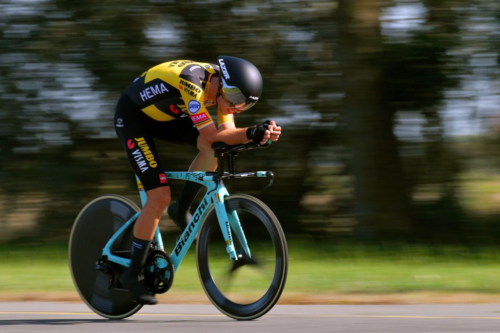 Wout van Aert goes deep in the final kilometres