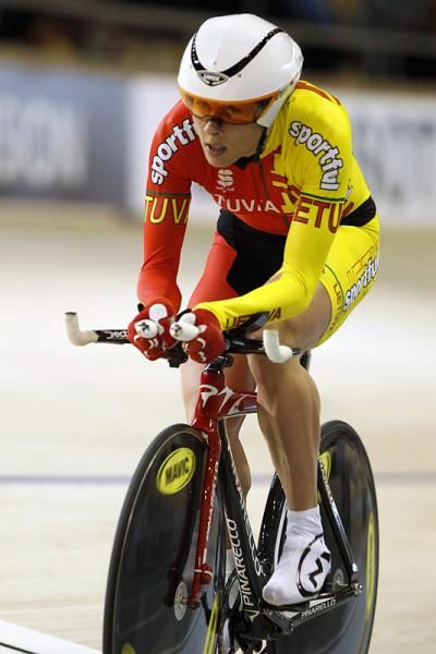 Vilija Sereikaite (Lithuania) won bronze in the women's 3,000m individual pursuit.