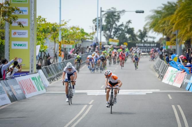 Checking the gap back to the peloton
