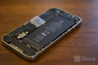 How to replace an iPhone 4 battery