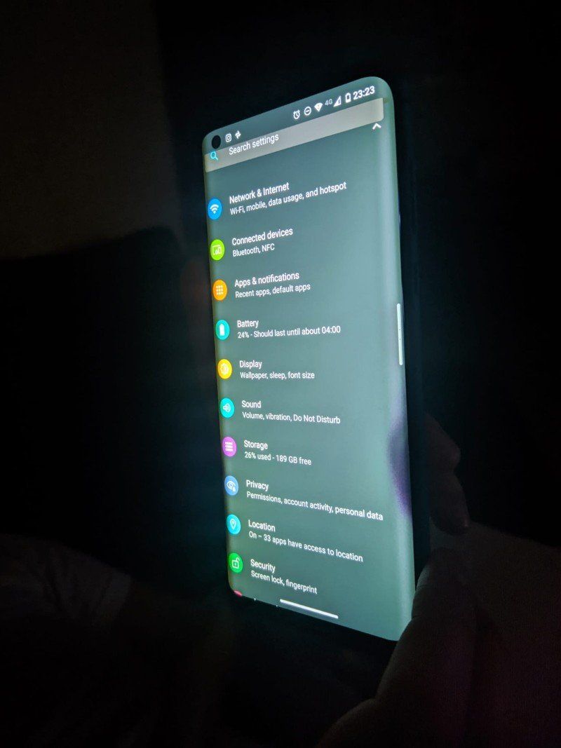 Motorola Edge Plus Display Issue