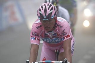 Alexandre Vinokourov (Astana) finishes stage 8.