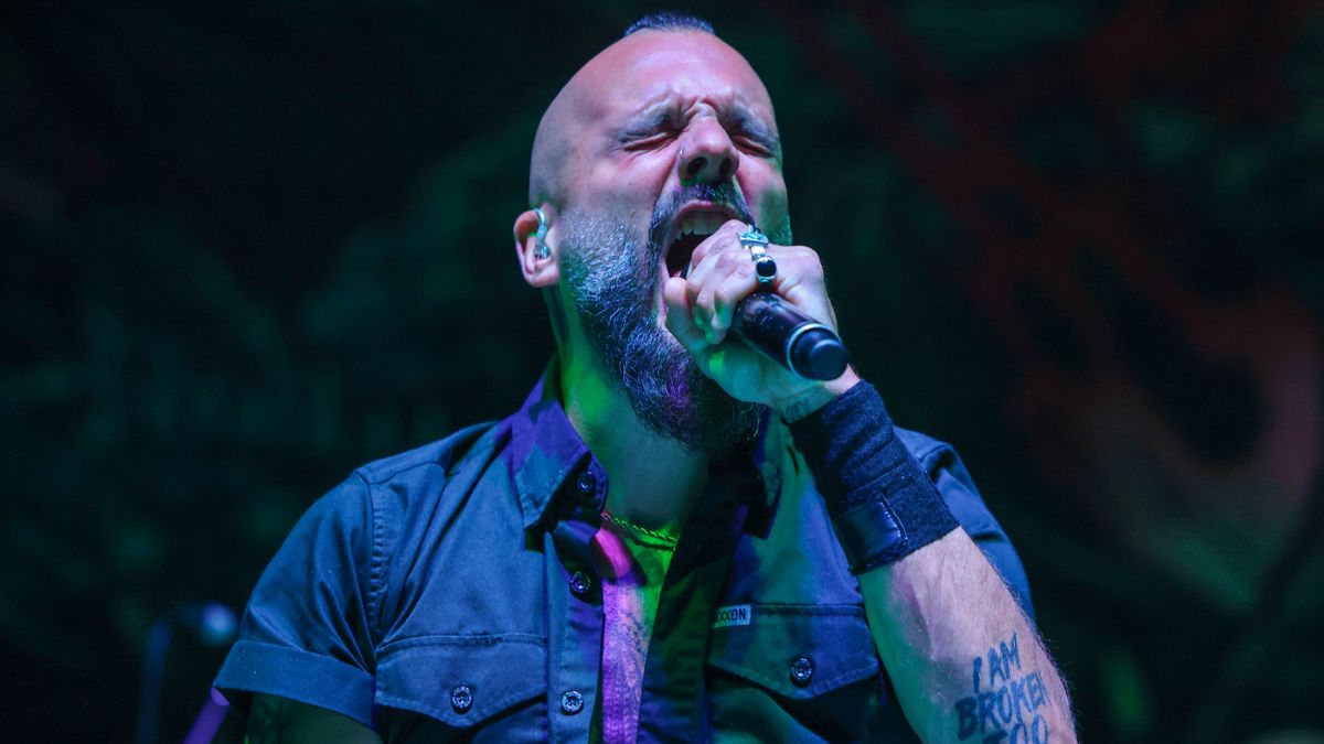 New Killswitch Engage album is “angry, dark and aggressive” because ...