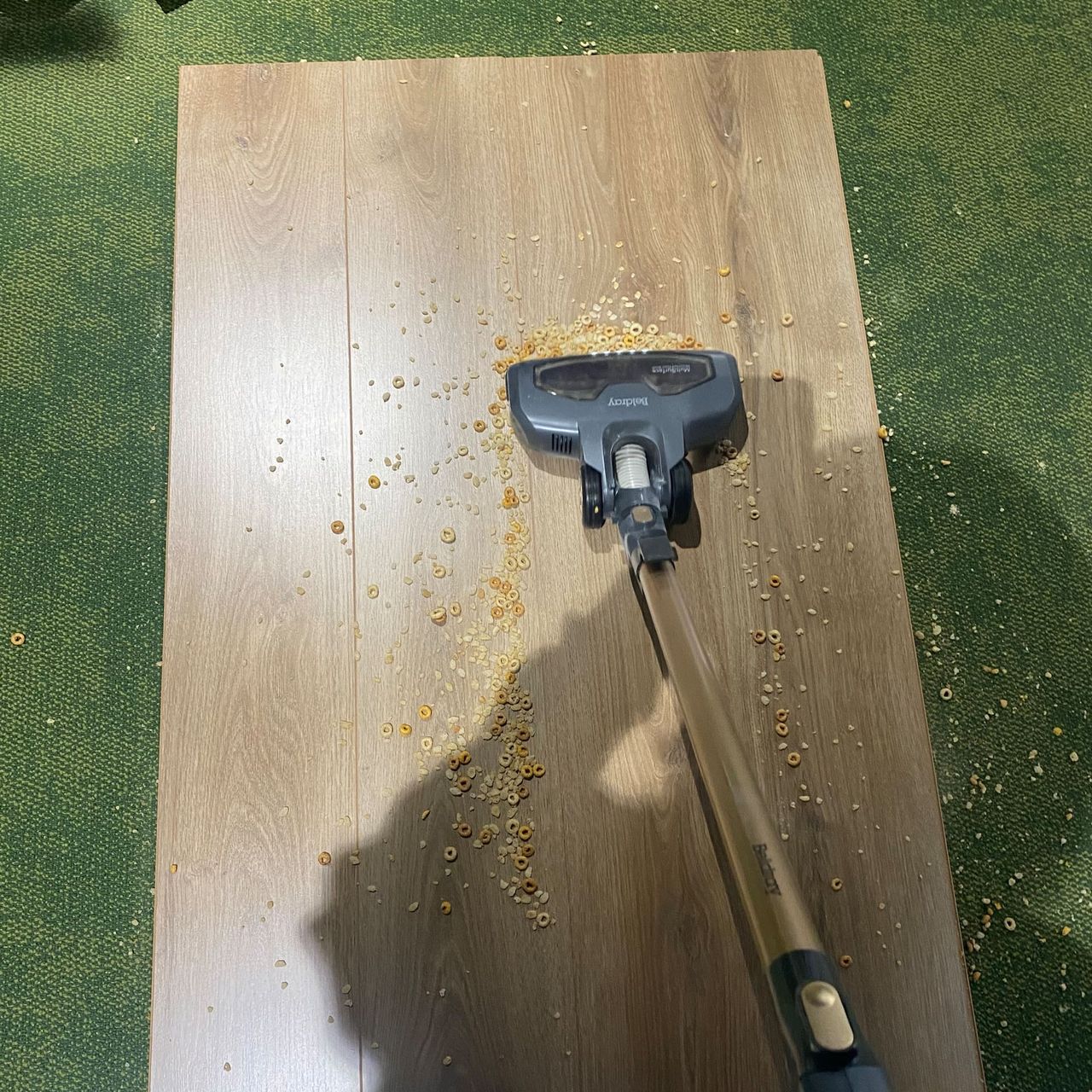 Testing cordless vacuum cleaners
