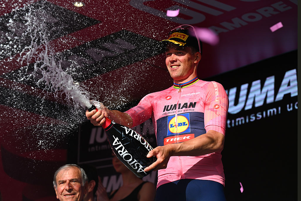 Mads Pedersen celebrates another day in the Giro d&#039;Italia pink jersey