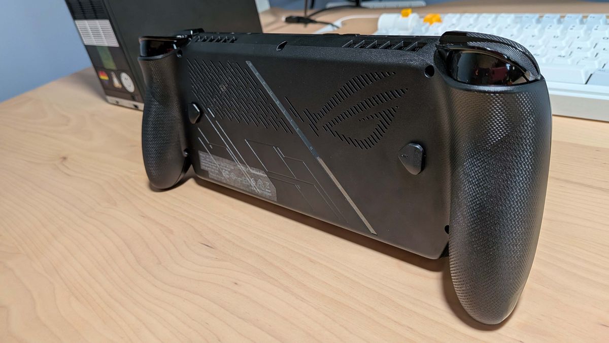 Asus ROG Xbox Ally X handheld gaming PC