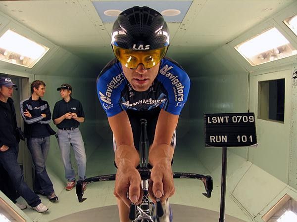 Chadwick adopts a very narrow position for maximum aerodynamics.