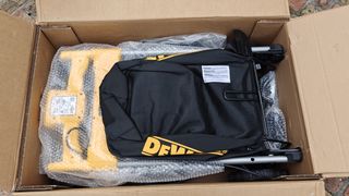 The DeWalt DCMWSP650Y2 in the box