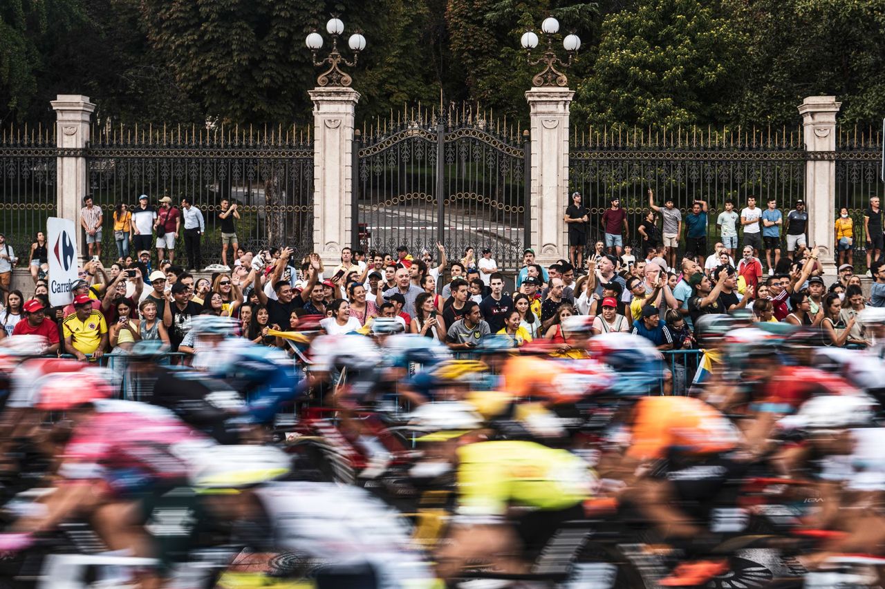 Vuelta peloton