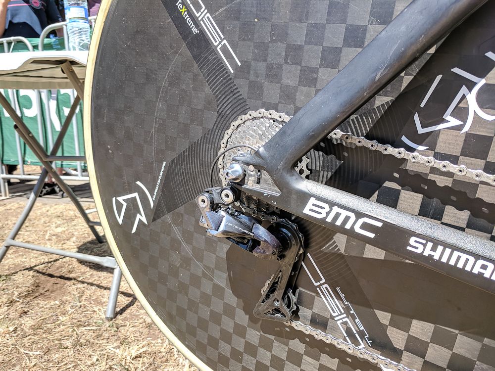 A look at the Shimano Dura-Ace R9150 rear derailleur on Rohan Dennis' winning bike