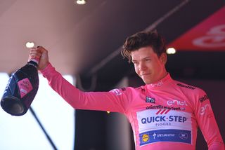 Bob Jungels (Quick-Step Floors) celebrates another day in the maglia rosa