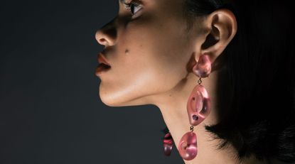 Resin jewellery by Vanda Jacintho