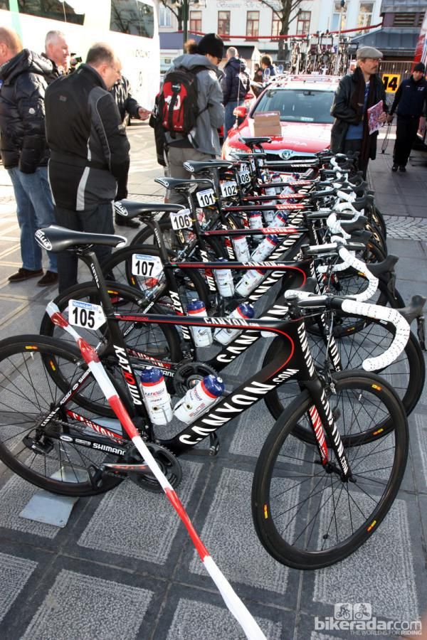 Katusha riders ran a mix of Canyon Ultimate CF SLX and Aeroad CF frames.