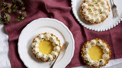 honey meringue lemon tarts
