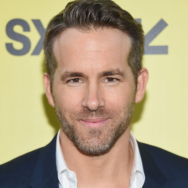 Ryan Reynolds Gets Mistaken for Ben Affleck at His Local Pizzeria—And He Doesn't Correct Anyone