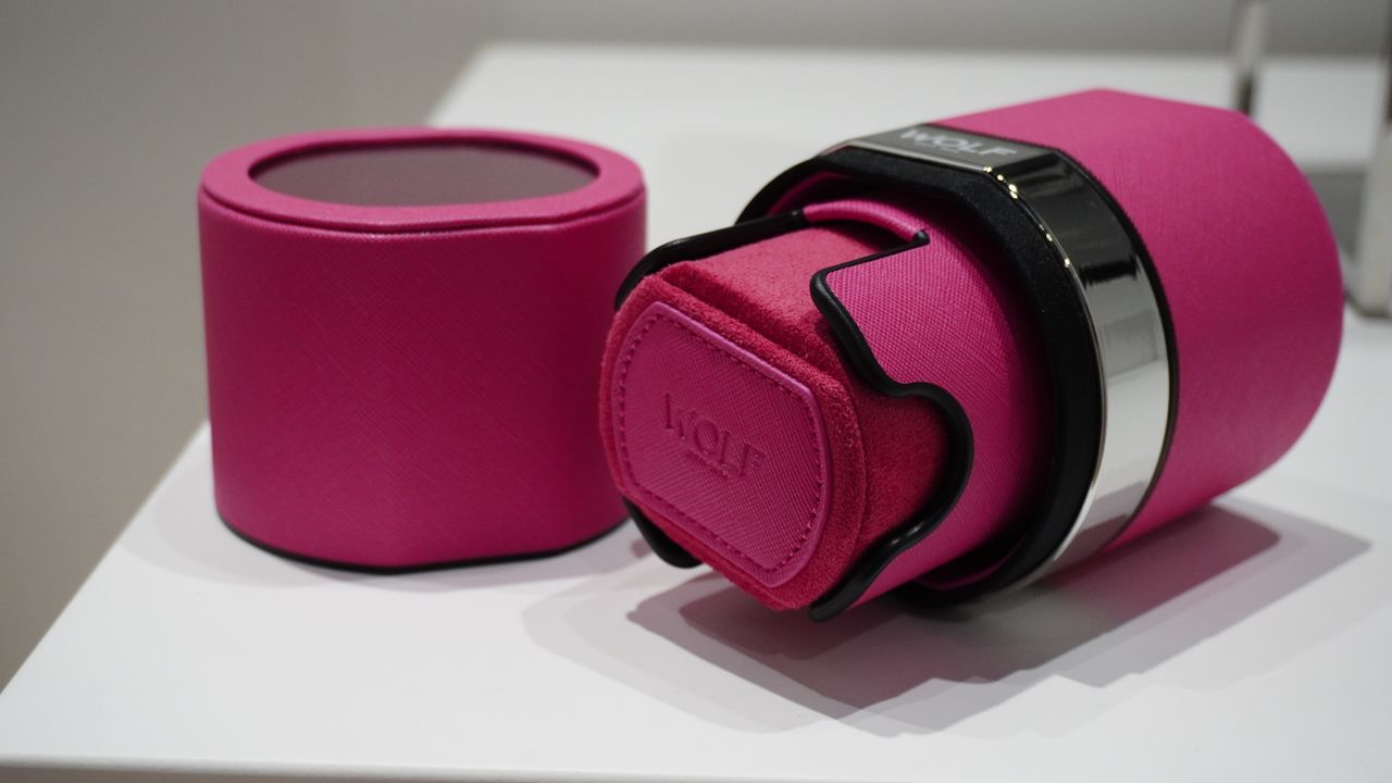 The Wolf Rocket watch winder in pink