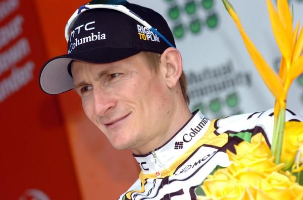 Greipel (HTC-Columbia) makes his daily trip to the podium