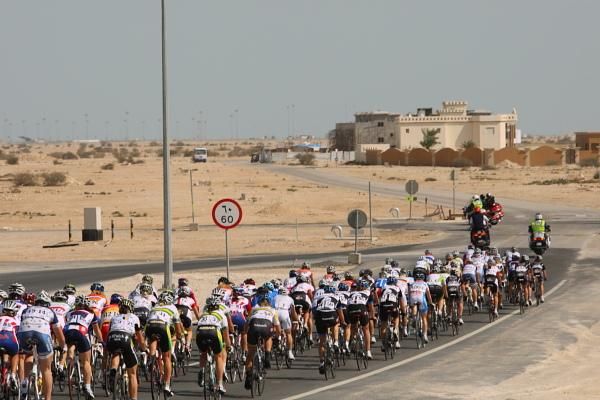 Finally off the highway and on to smaller roads, the race began to heat up, although still into the headwind
