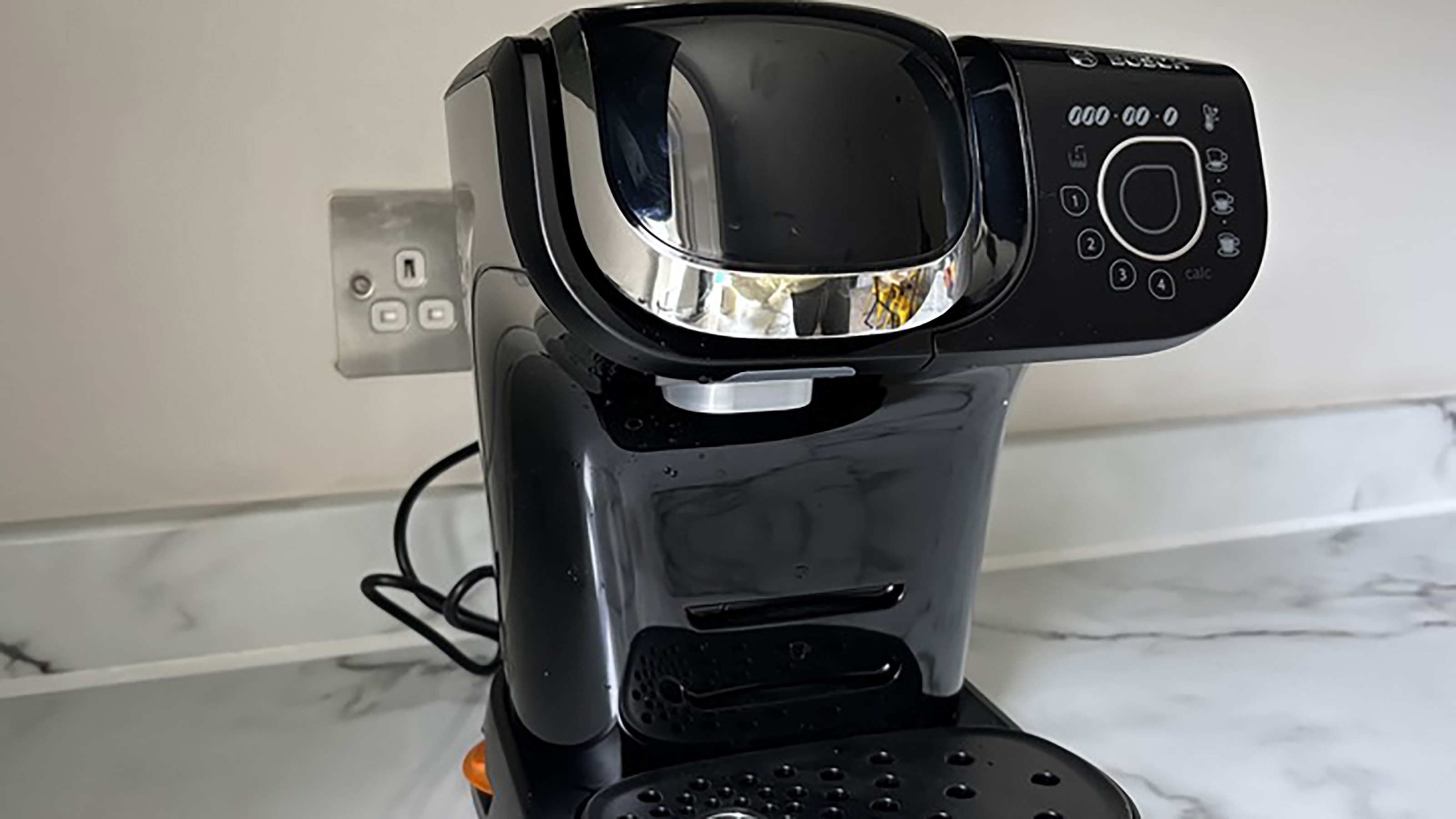 Testing the Tassimo My Way 2 pod machine at home