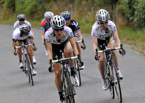 A group of six are now clear, led by Judith Arndt and Amber Neben of HTC Highroad.