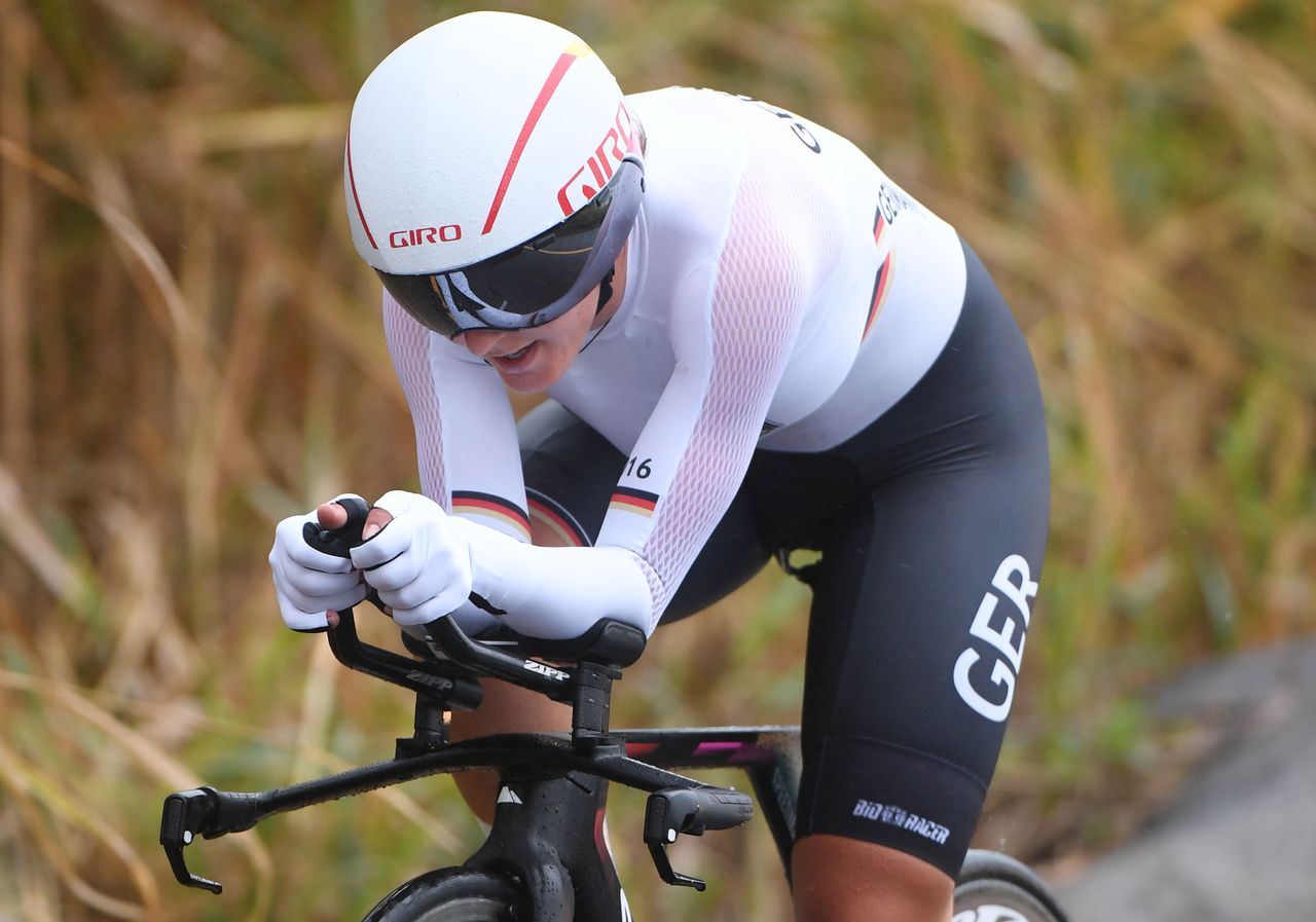 Lisa Brennaeur (Germany) makes her way round the course