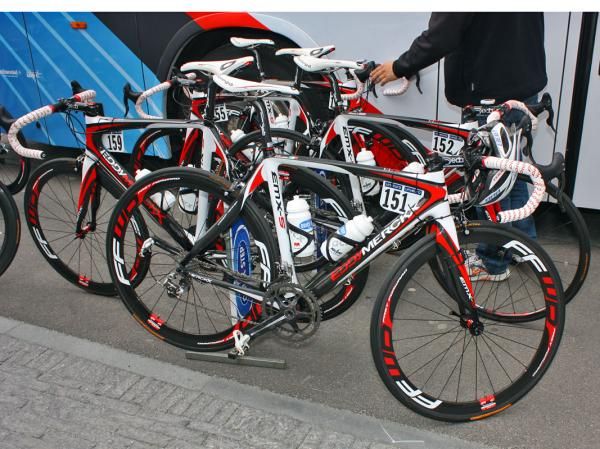 Quick Step and Caisse d'Epargne are sharing the black, white and red motif this year.
