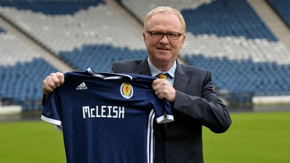 Alex McLeish Scotland manager SFA fan reaction
