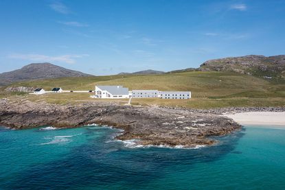 Property for sale with mountain view: Isle of Barra Beach Hotel, Tangasdale Beach, Isle Of Barra