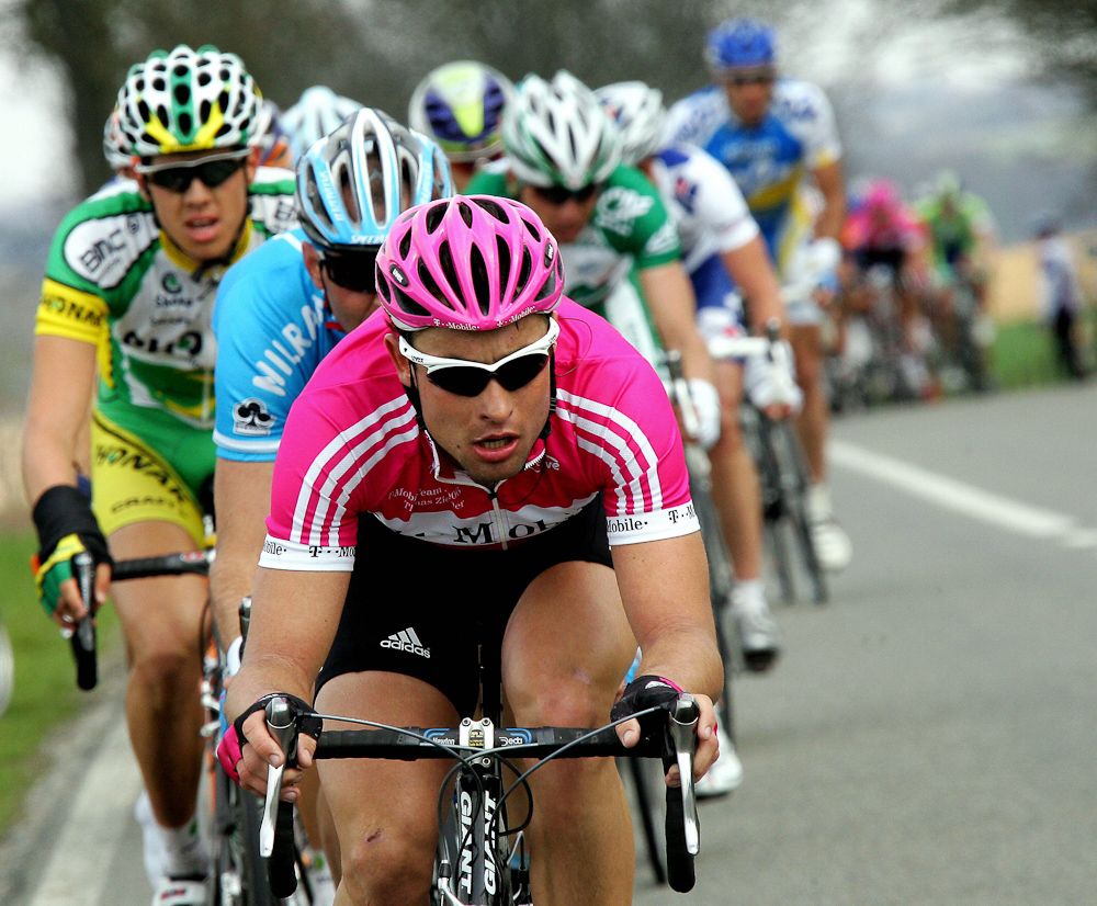 Germany's Patrik Sinkewitz (T-Mobile) rides in the pack during the 2006 Fleche Wallonne.